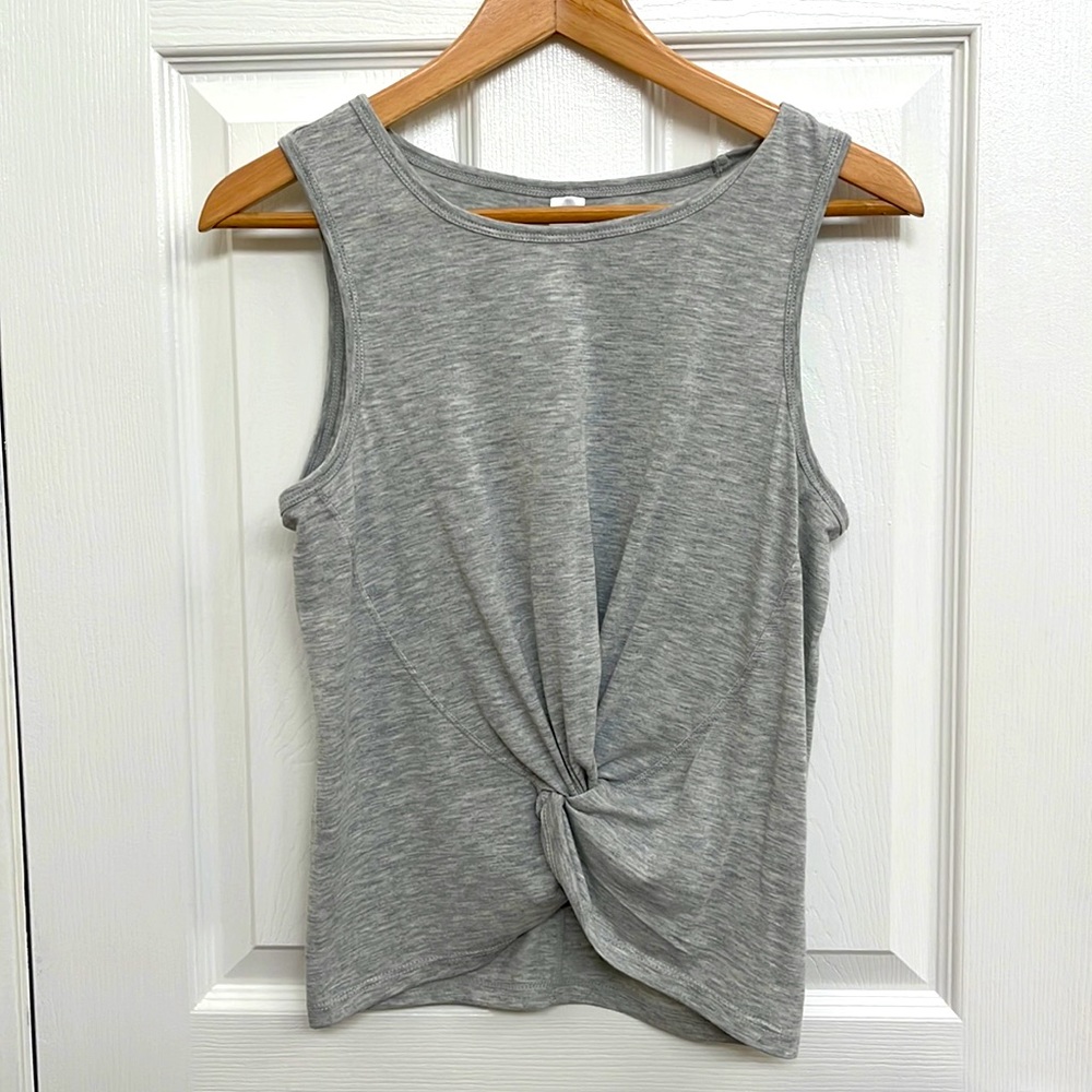 Pale Gray Sleeveless Yoga Top Size Small - Picture 1 of 4